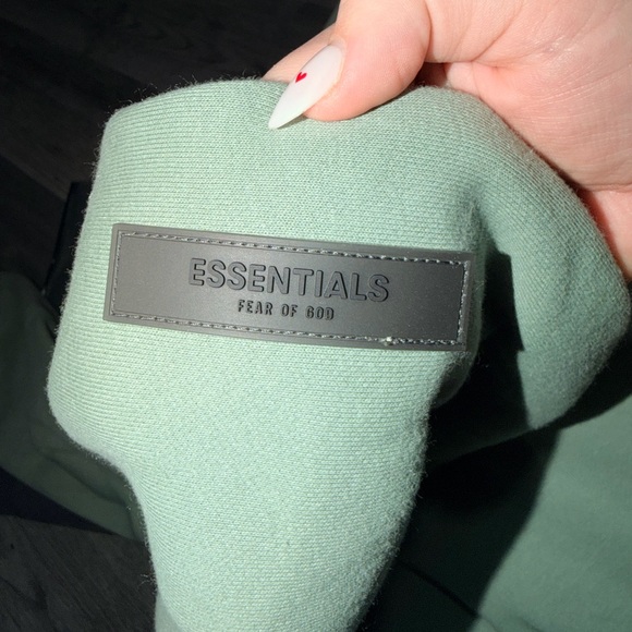 Fear of God Essentials Hoodie 'Sycamore' XS - Picture 9 of 9